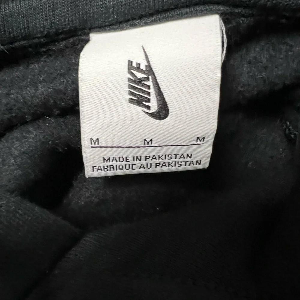 Nike Men's Charcoal Hoodie Size Medium Unisex
